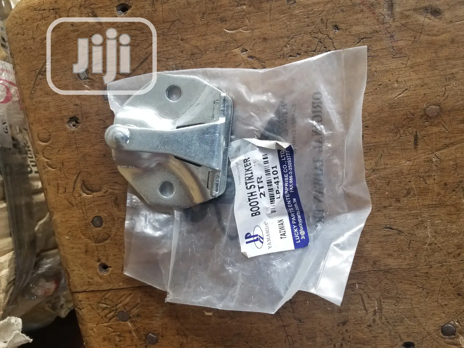 Toyota Hiace BUS Parts.