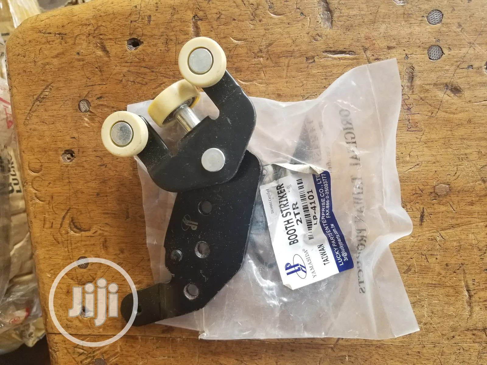 Toyota Hiace BUS Parts.