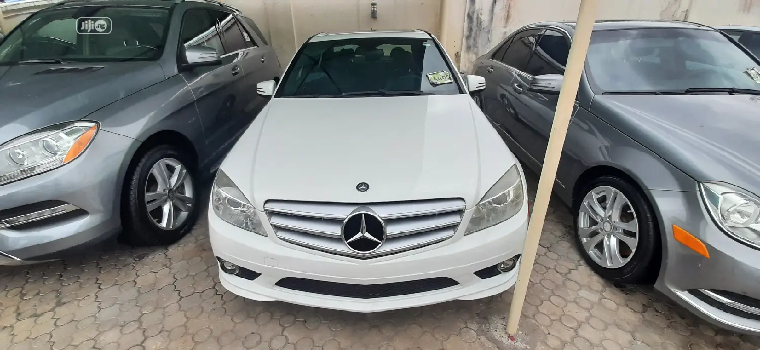 Mercedes-Benz C300 2010 White