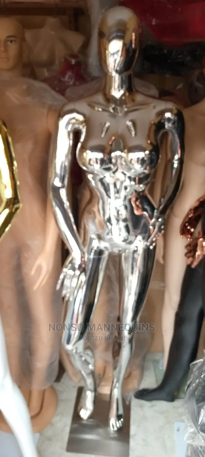 Big Breast Silver Chrome Display/Fashion Mannequins