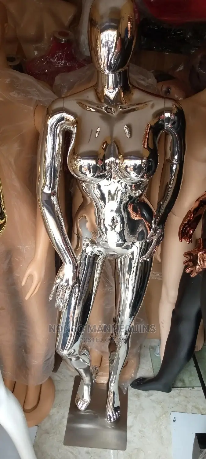 Big Breast Silver Chrome Display/Fashion Mannequins