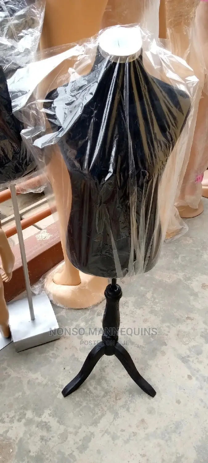 Pinnable High Quality Female Dressform With Tripod Base