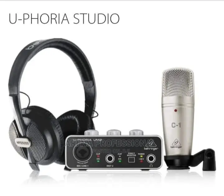 Behringer U-Phoria Studio