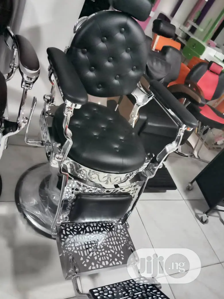 Standard Barbing Salon Chair