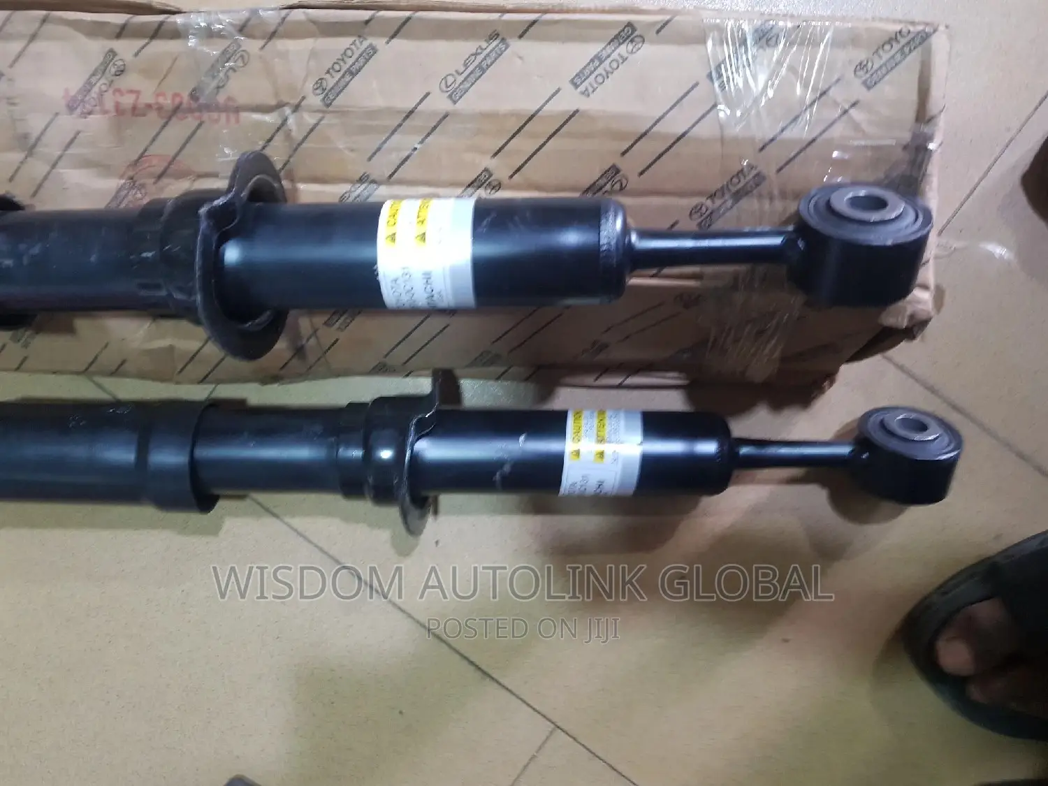 Front Shock Absorbers for Toyota Sequoia 2010 to Latest