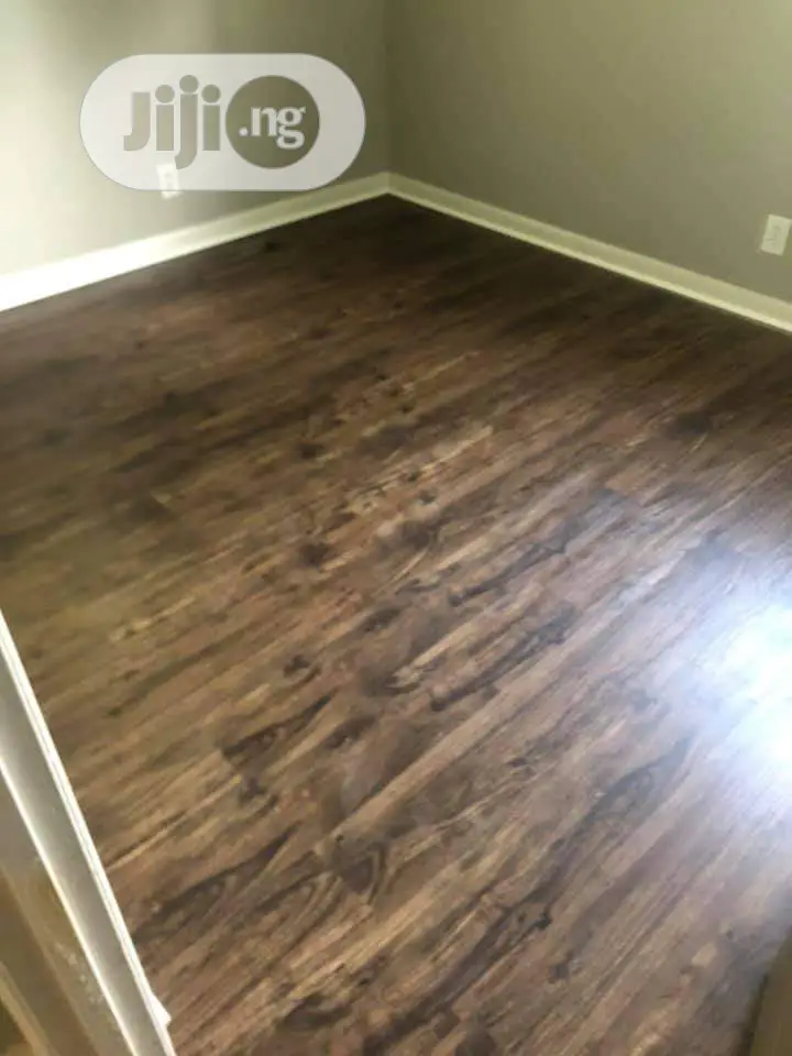 Wooden Floor/Suspended Ceiling/Pop Ceiling/Wall Screeding