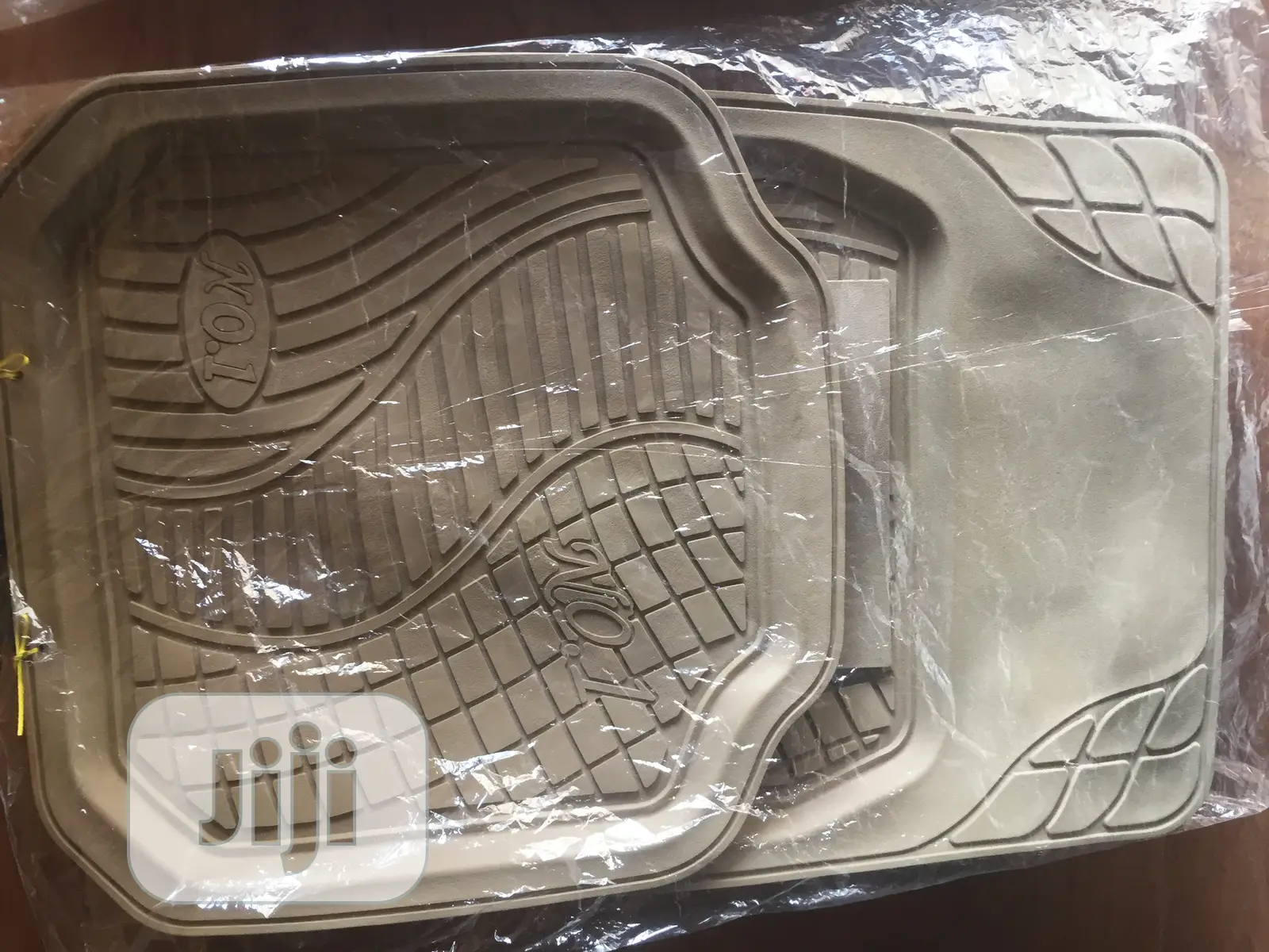 No.1 Car Foot Mat