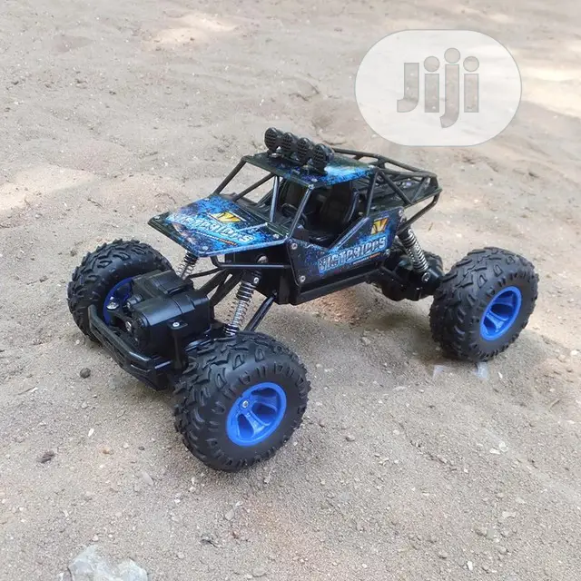 4WD Electric RC Car Rock Crawler Remote Control Toy