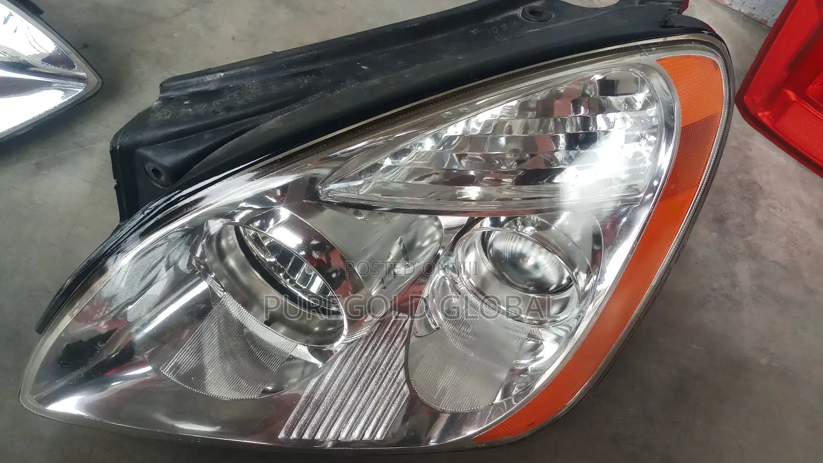 Headlamp for Kia Carens 2008 Model