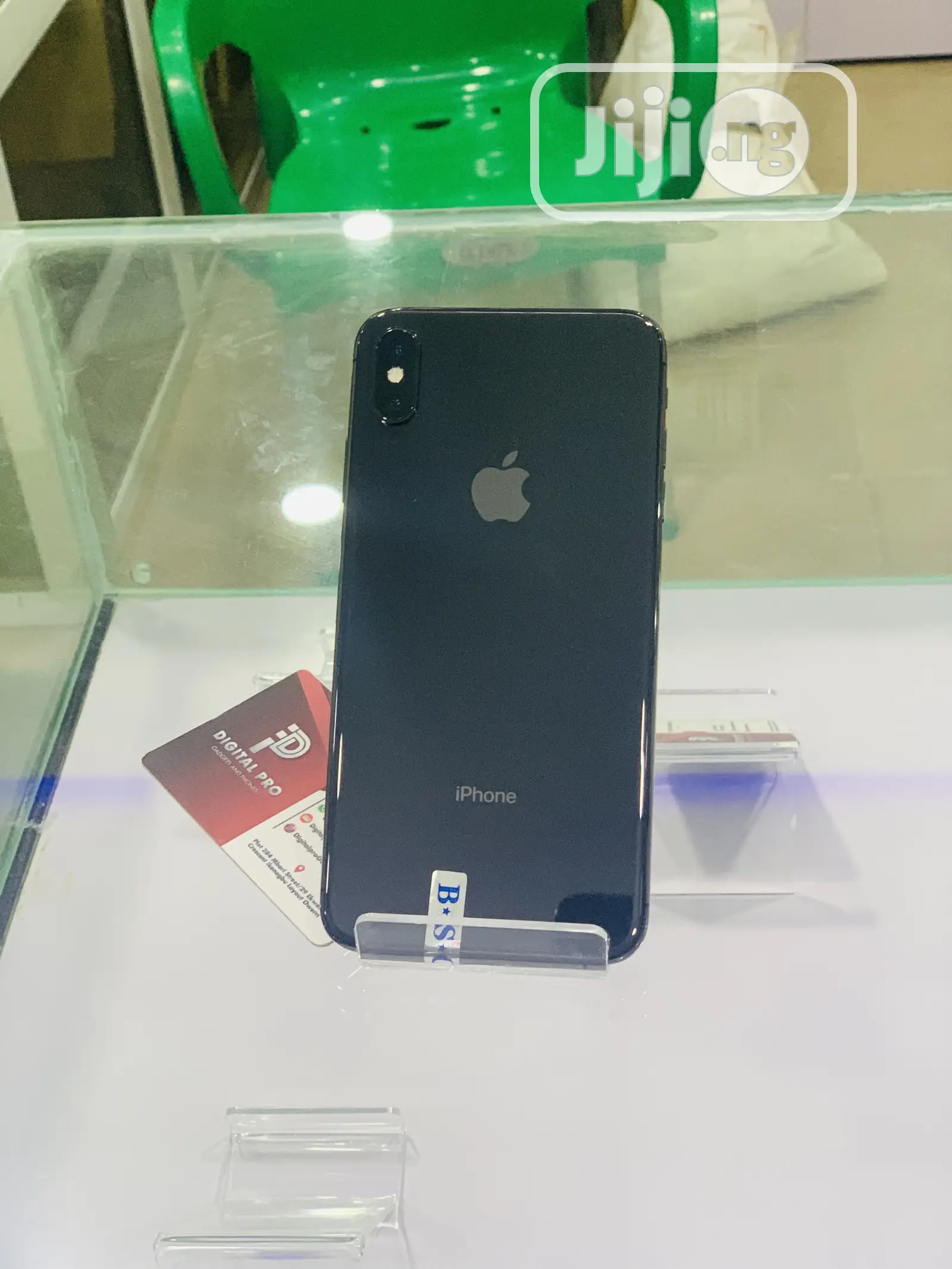 Apple iPhone XS Max 64 GB Black