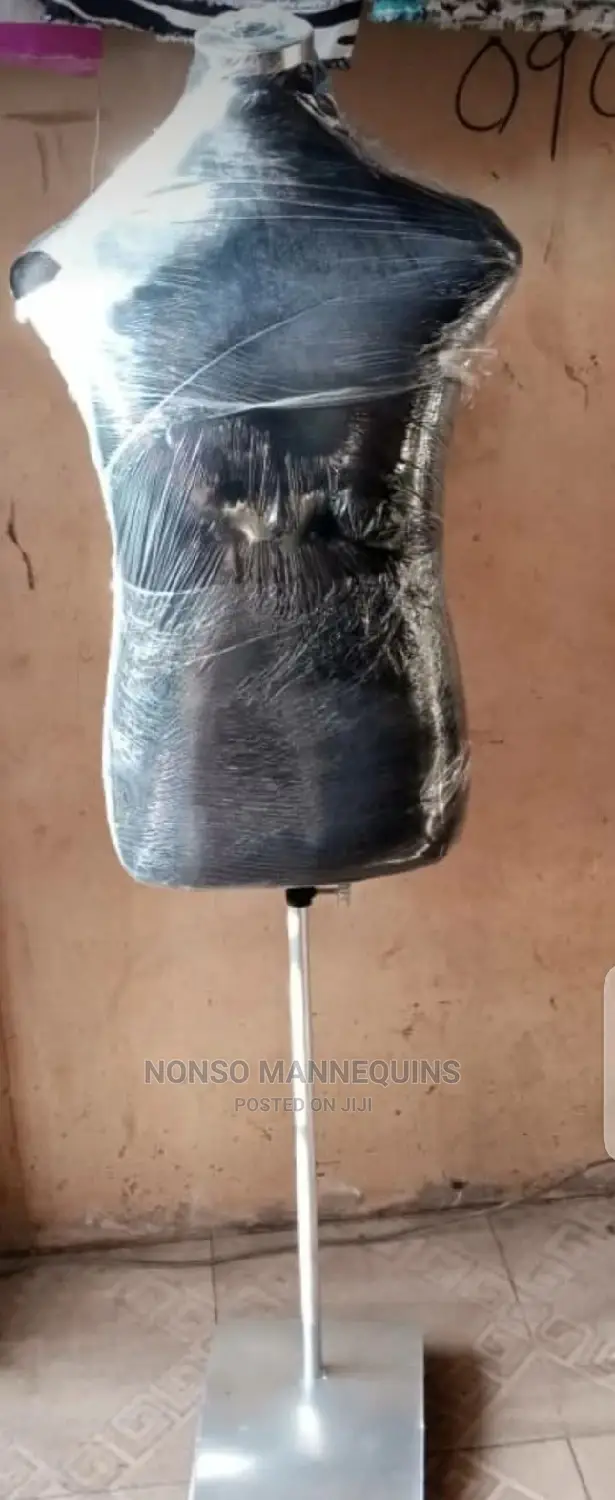 Pinnable Male Dressform Display