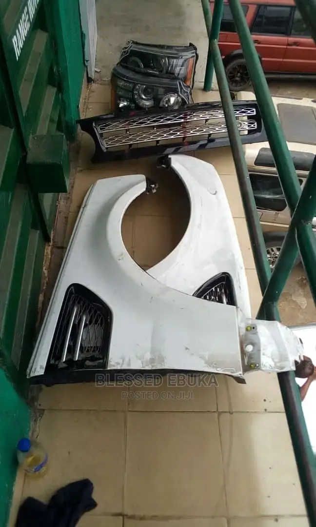 Range Rover Fender 2010
