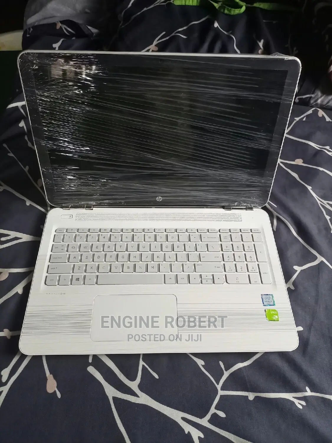 Laptop HP 15-Ra003nia 8GB Intel Core I5 HDD 1T