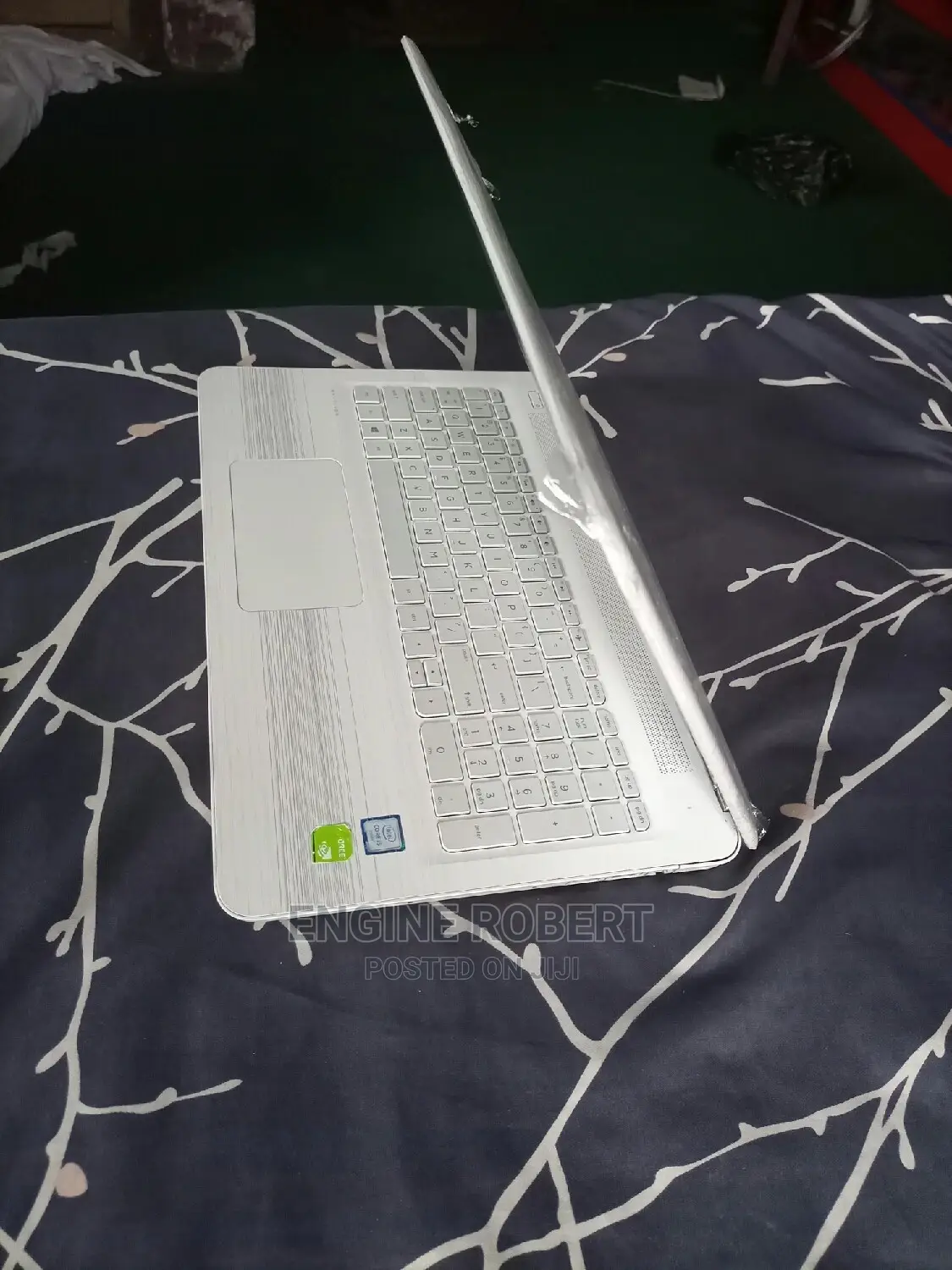 Laptop HP 15-Ra003nia 8GB Intel Core I5 HDD 1T