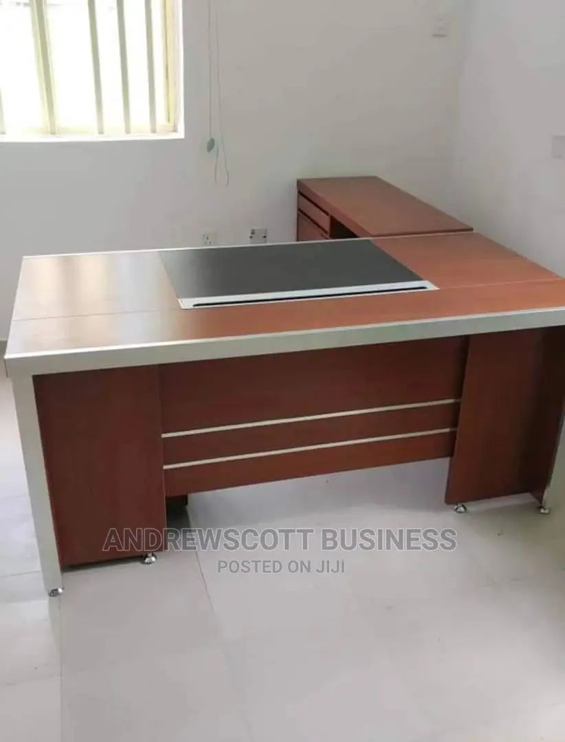 Executive 1.6m Office Table