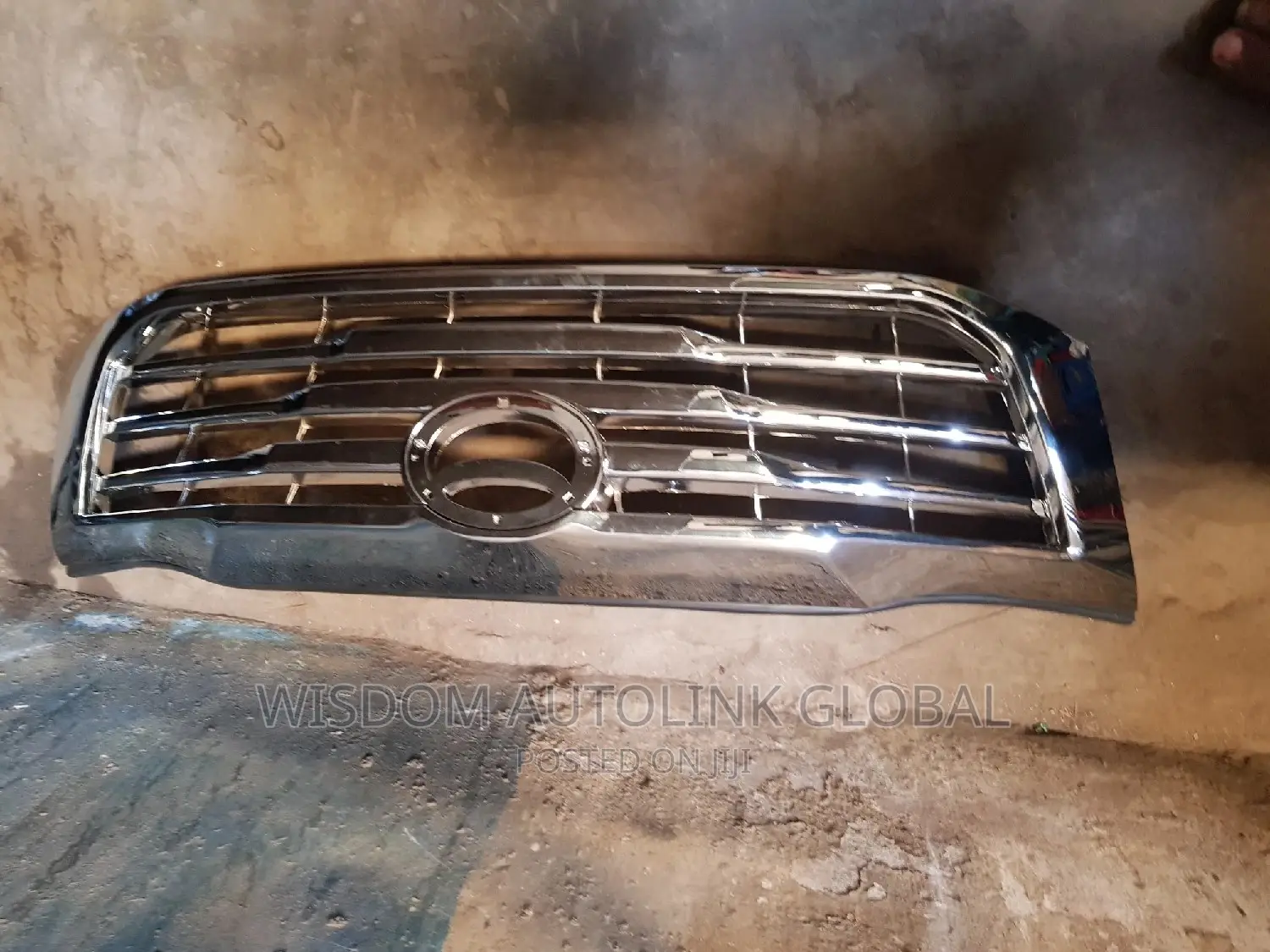 Front Grill for Toyota Hilux 2012 -2014 Shiny Type