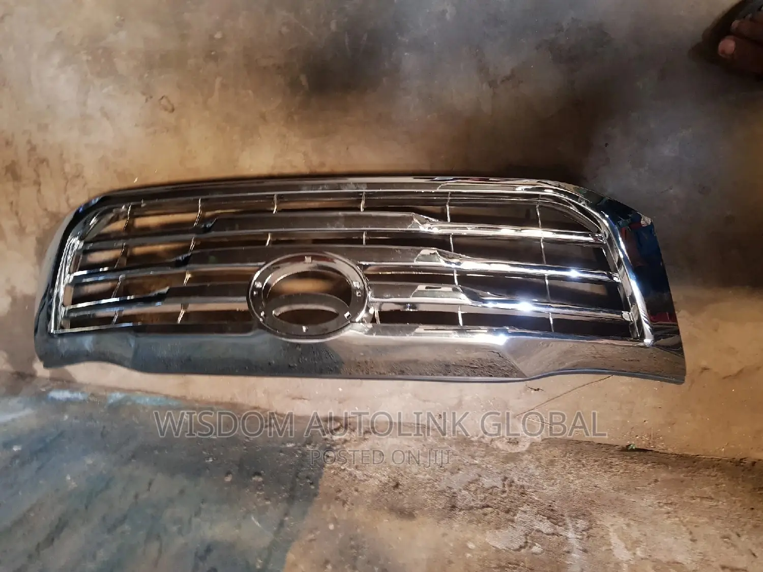 Front Grill for Toyota Hilux 2012 -2014 Shiny Type