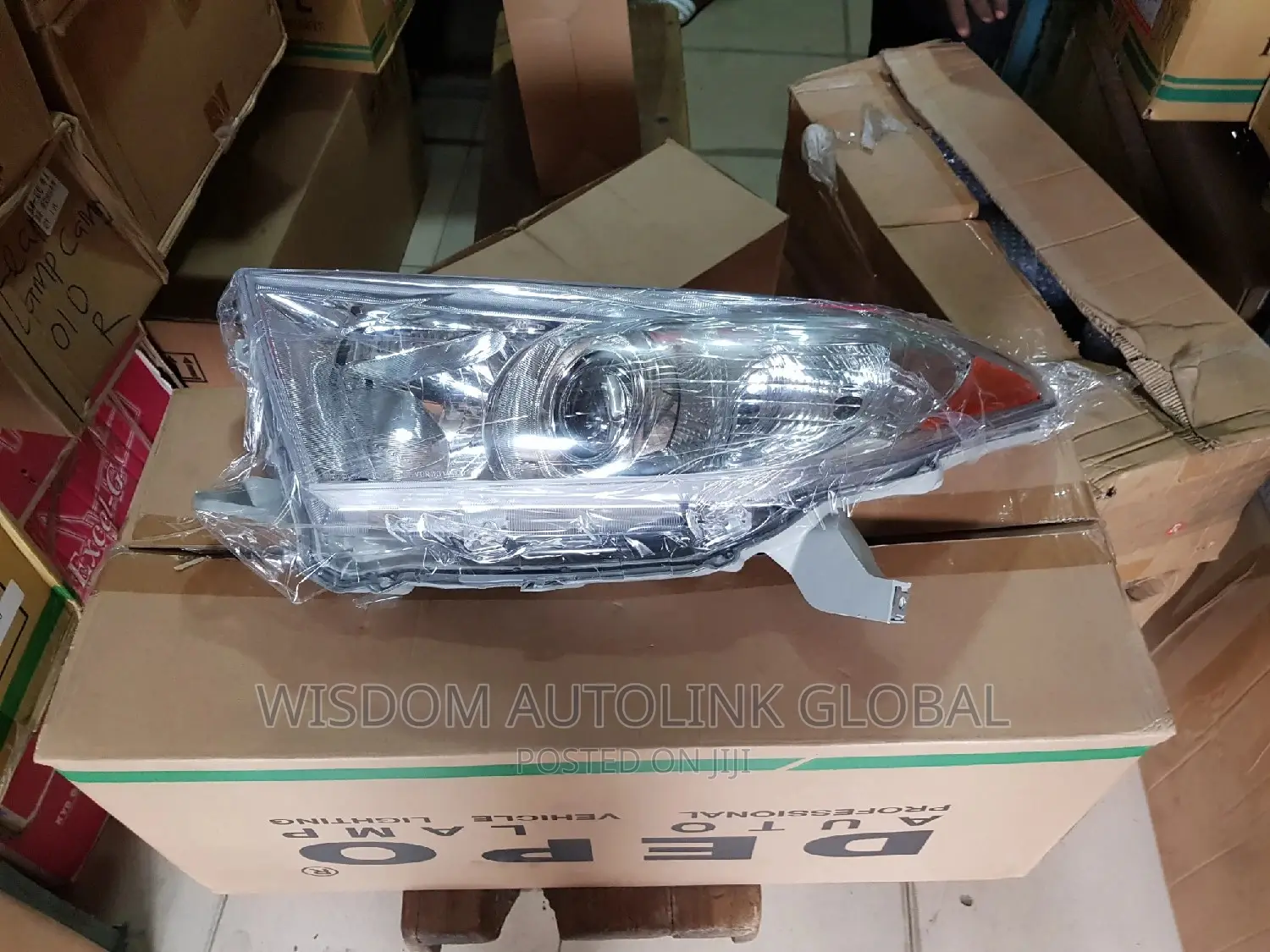 Headlights for Toyota Highlander 2013 Depo
