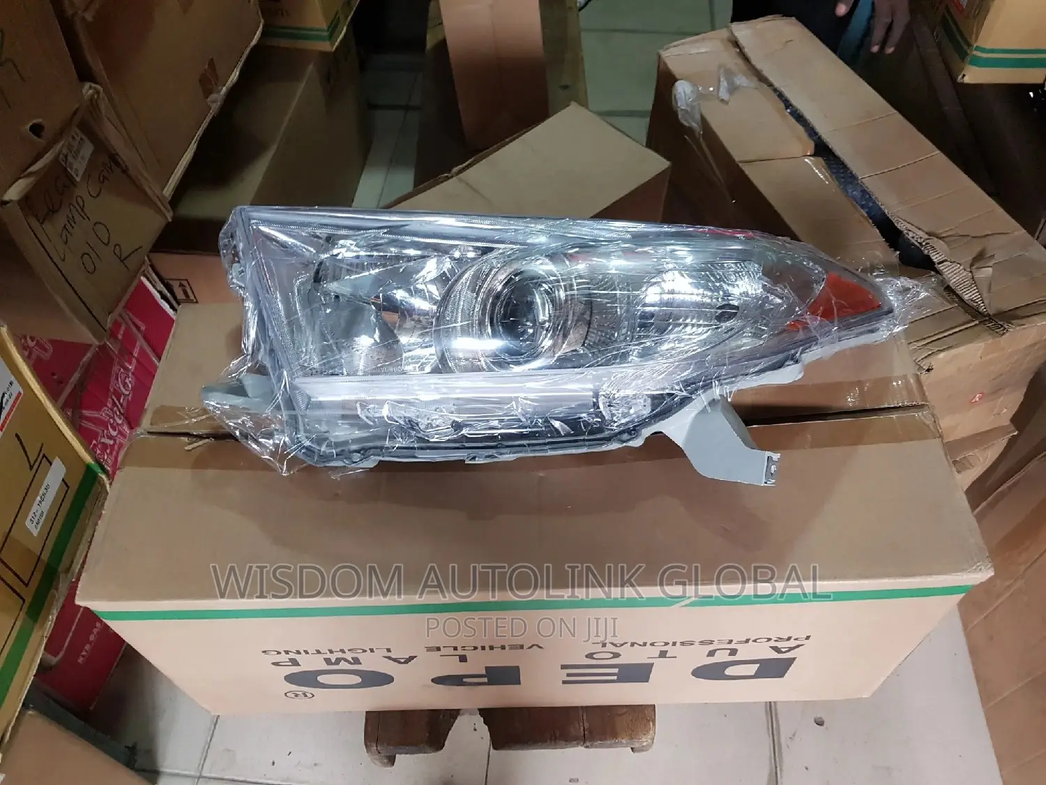 Headlights for Toyota Highlander 2013 Depo