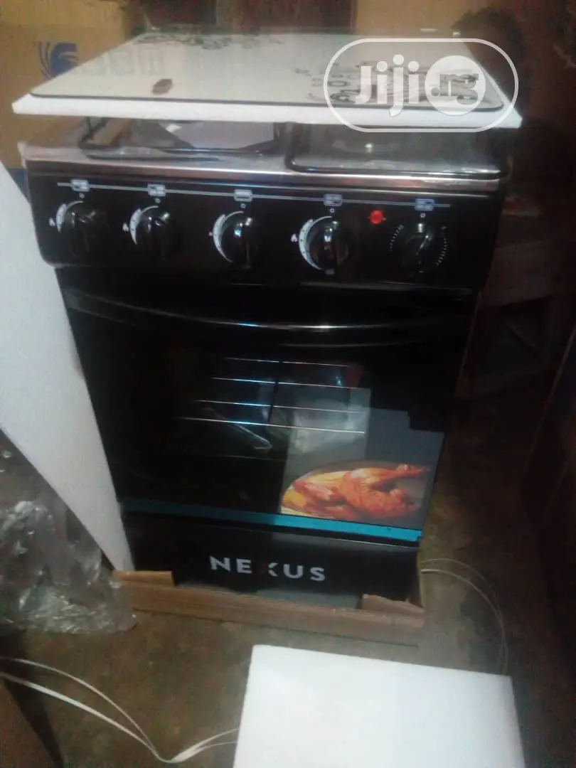 Gas Cooker With Oven