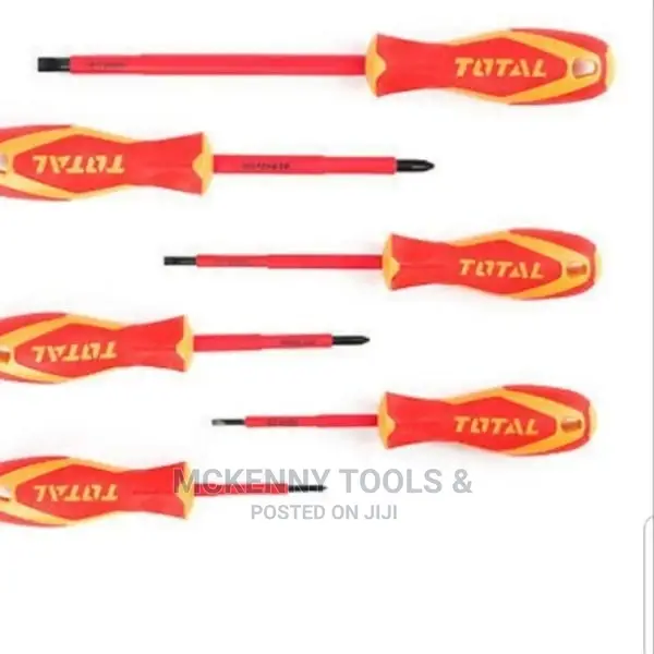 Total Insulated Screwdriver 6 Piece Set Ellecricians