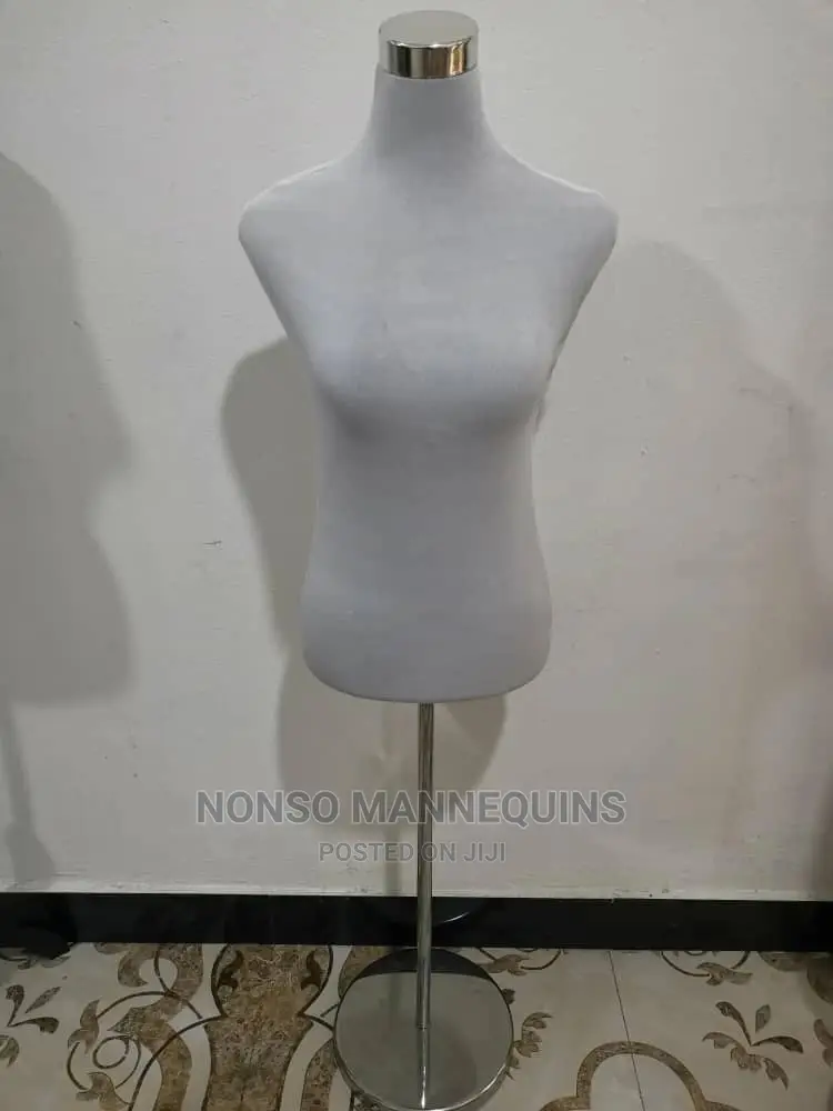 Pinnable Dressform With Metal Round Base