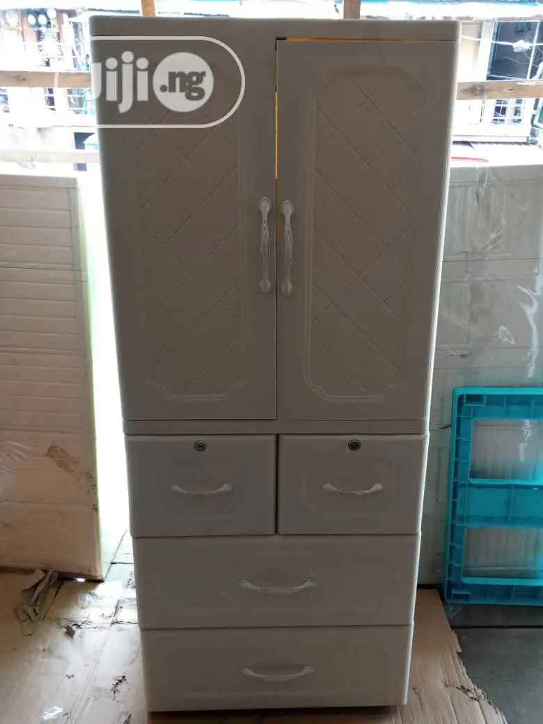 Foreign Baby Wardrobes