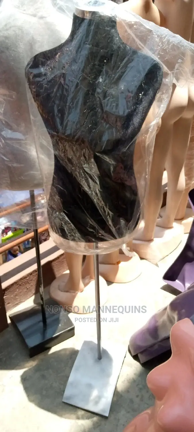 Size 10 Pinnable Dressform With Metal Base Stand