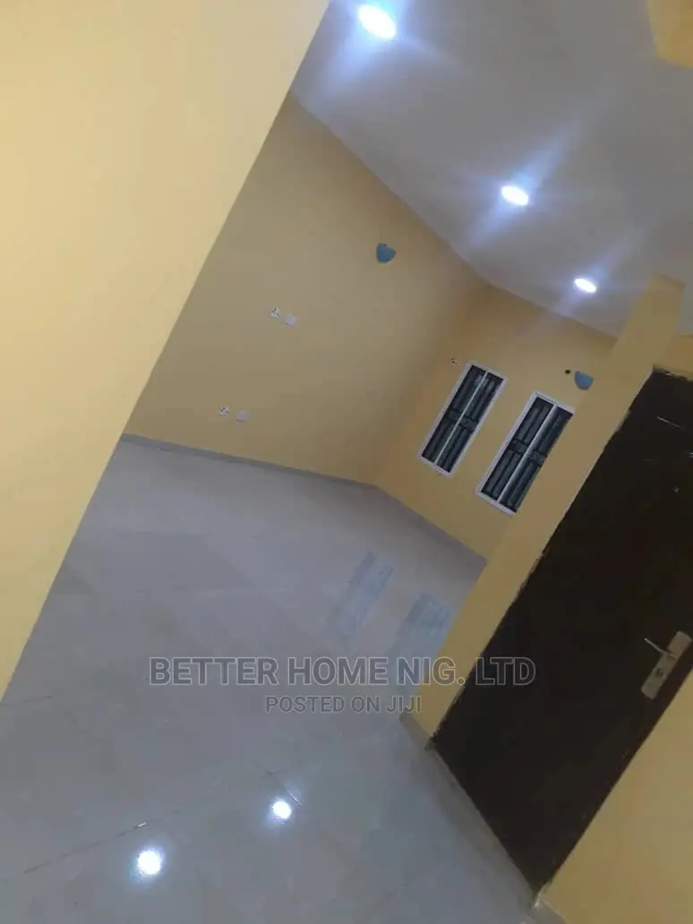 Furnished 2bdrm Block of Flats in Oluyole for rent