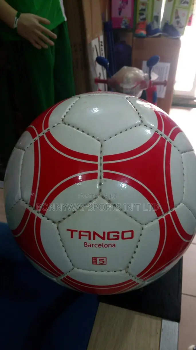 Tango Match Football