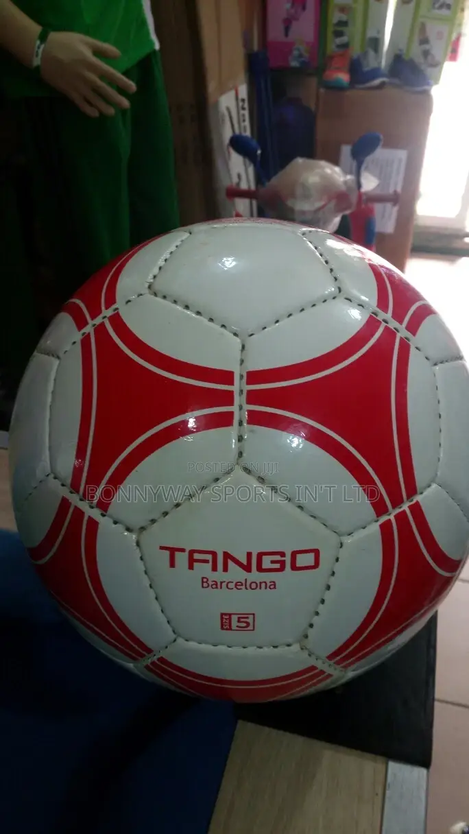 Tango Match Football