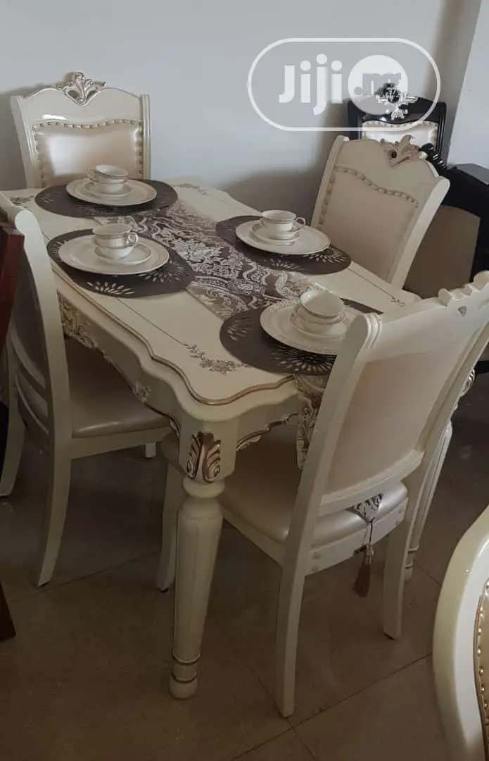 Creame Color Dining Set