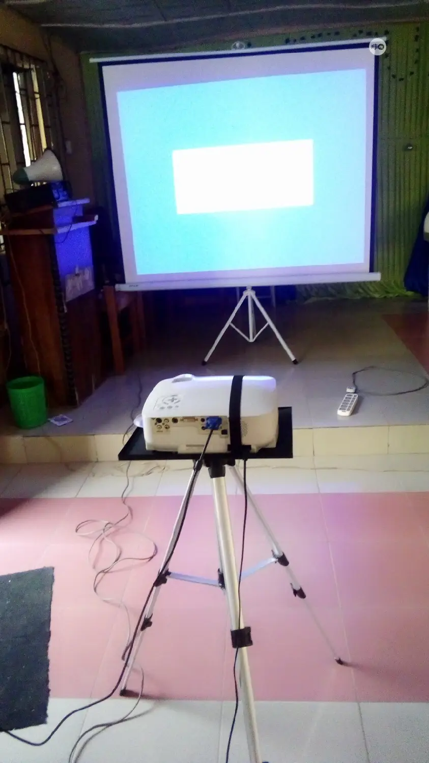 Sales of Projector Stands and Accessories
