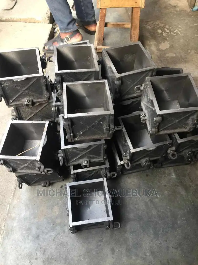 Cube Mould
