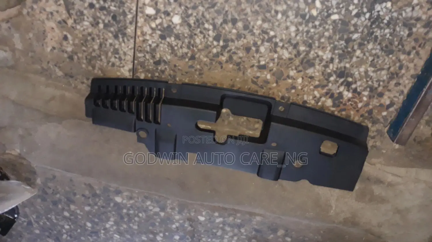Honda Accord 2016model Radiator Plastic