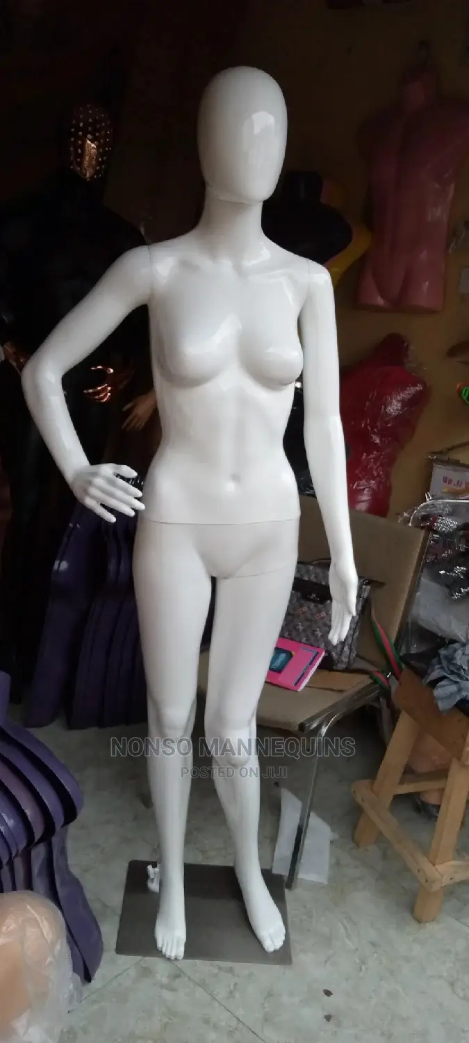 Glossy White Size 8 FEMALE Mannequins