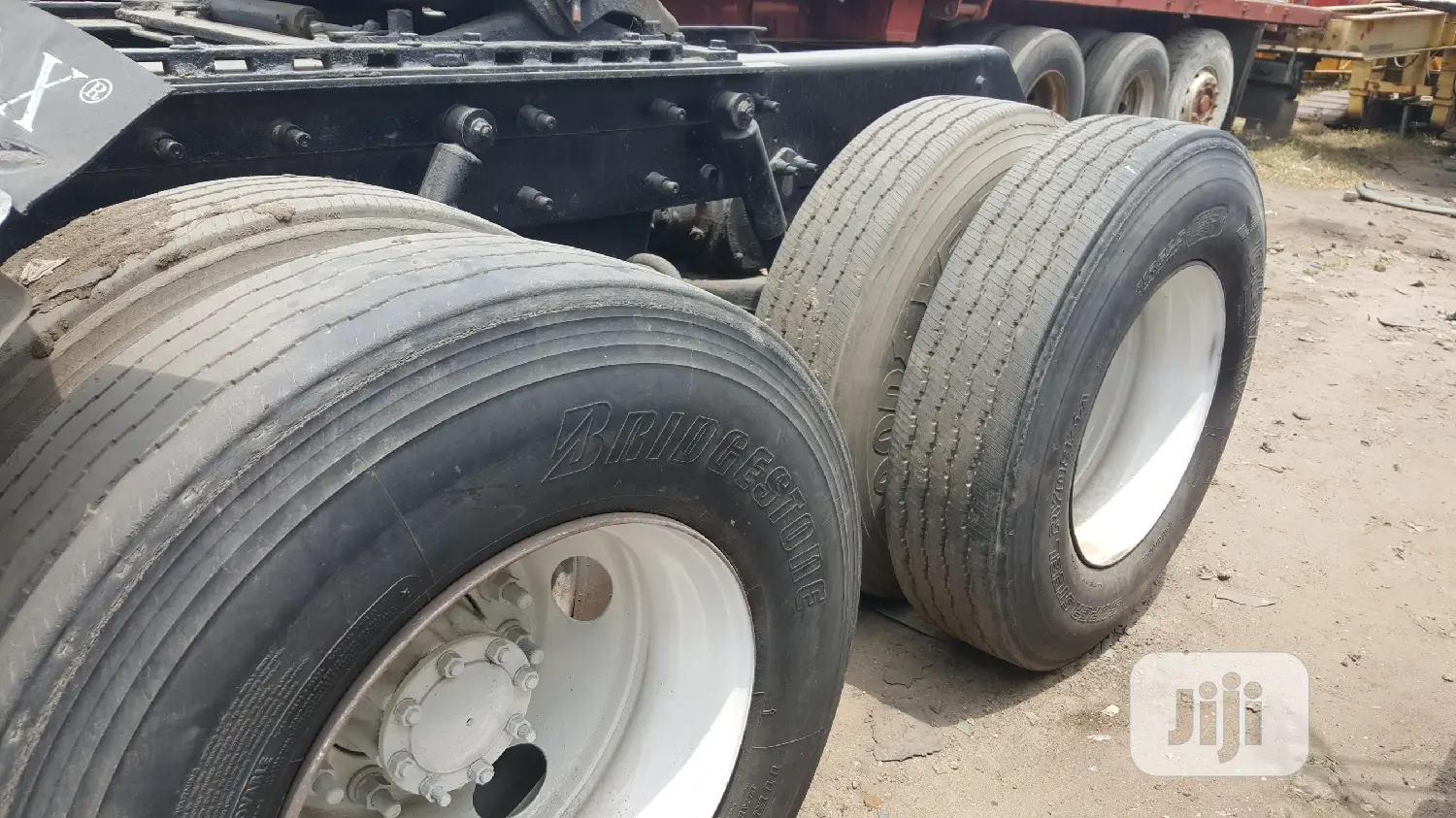 Tokunbo Spring Suspension CH MACK Ten Tyres Head Truck