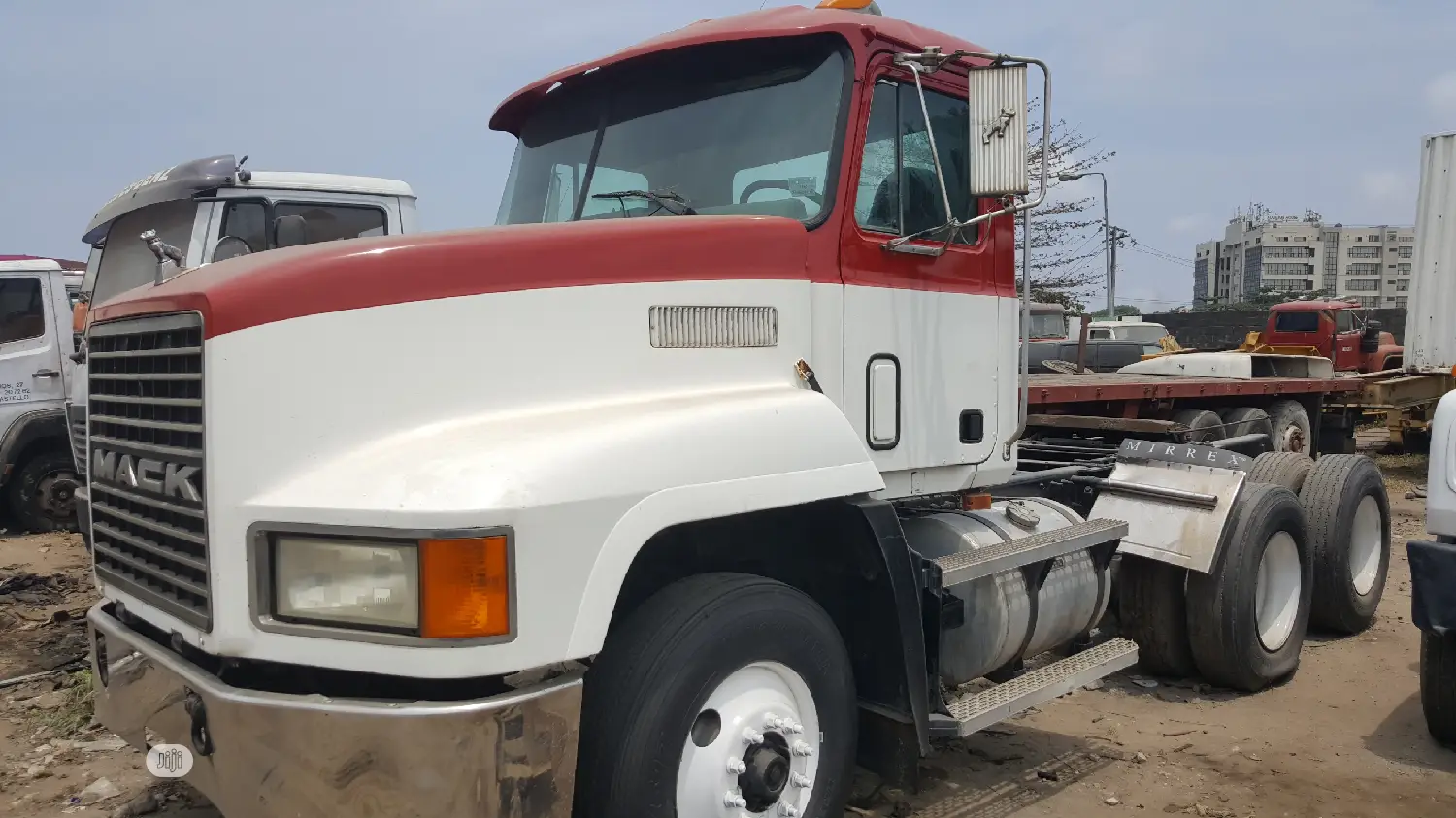Tokunbo Spring Suspension CH MACK Ten Tyres Head Truck