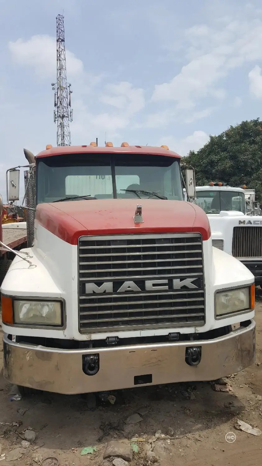 Tokunbo Spring Suspension CH MACK Ten Tyres Head Truck