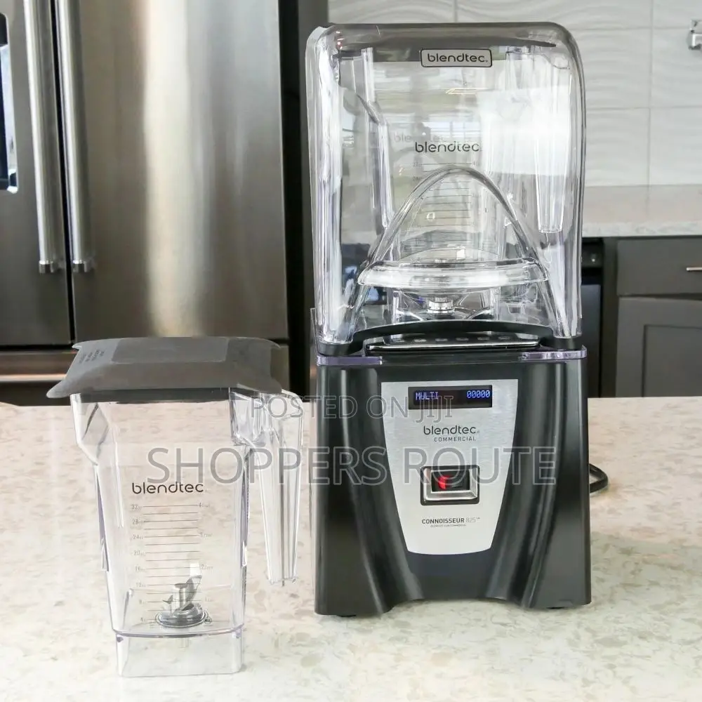 Blendtec Commercial Connoisseur 825 Blender