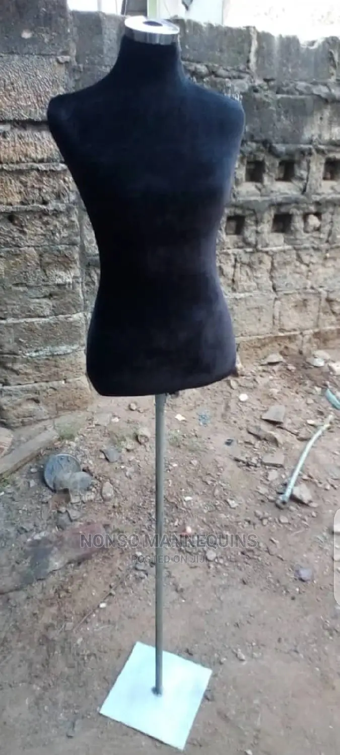Female Pinnable Black Colour Dressform Display