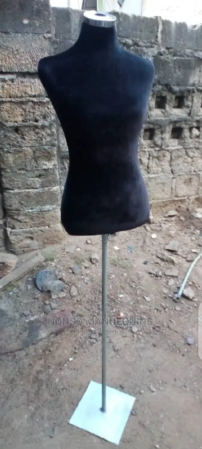 Female Pinnable Black Colour Dressform Display