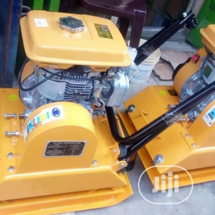 Concrete Plate Compactor