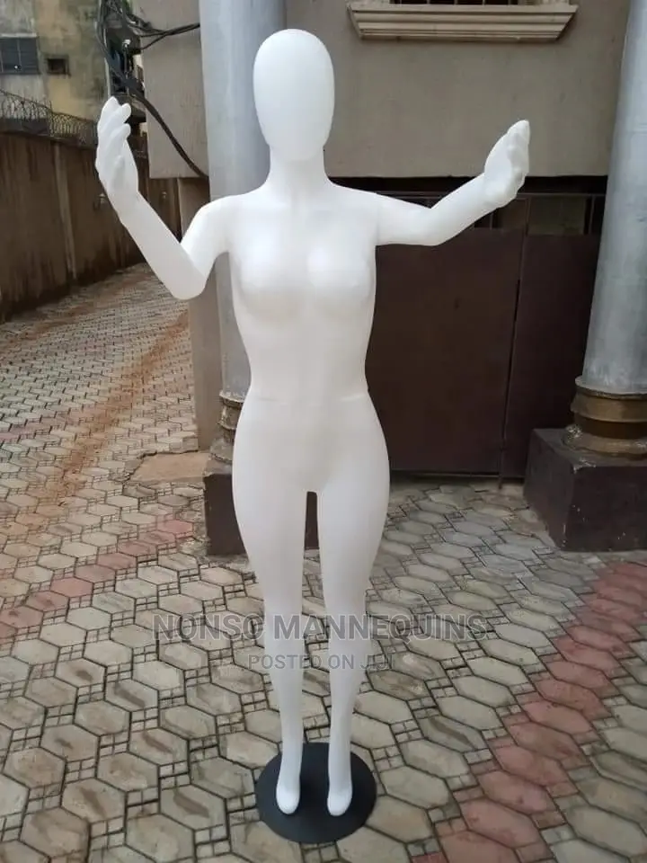 Plastic Pure White Female Faceless Mannequin
