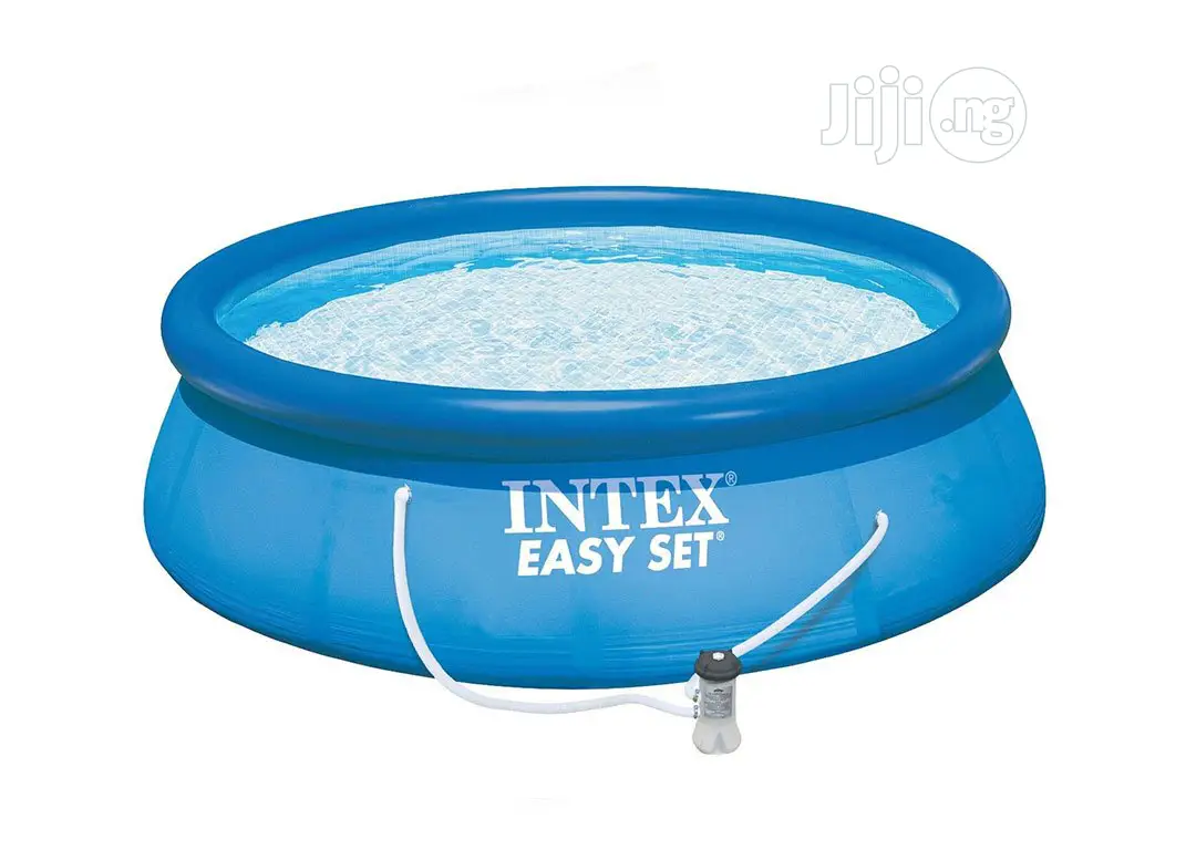 Intex Swimming Pool 15ft X 48′′ Round Inflatable With Ladder
