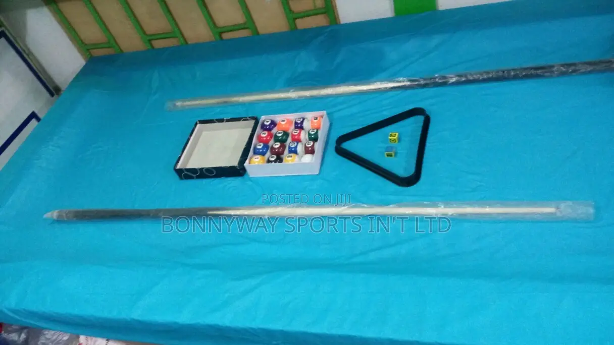 Standard Local Snooker Board With All Accessories