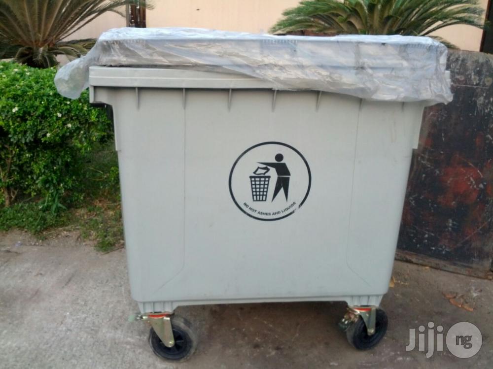 1100 Litres Mammoth Waste Bins With 4 Wheels And Cover