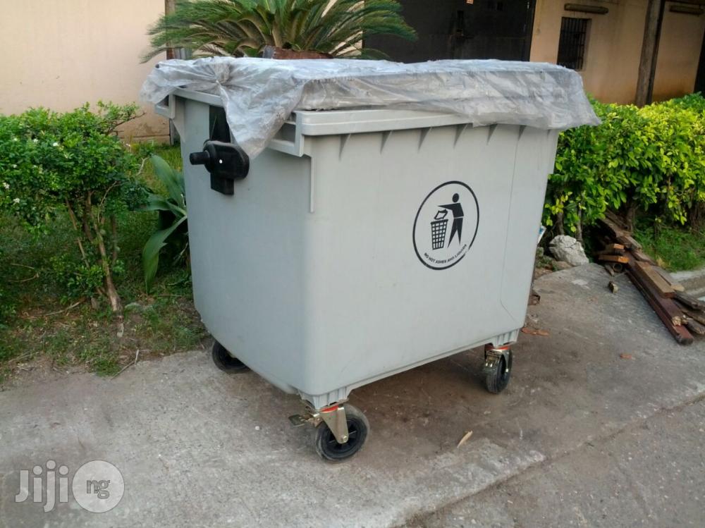 1100 Litres Mammoth Waste Bins With 4 Wheels And Cover