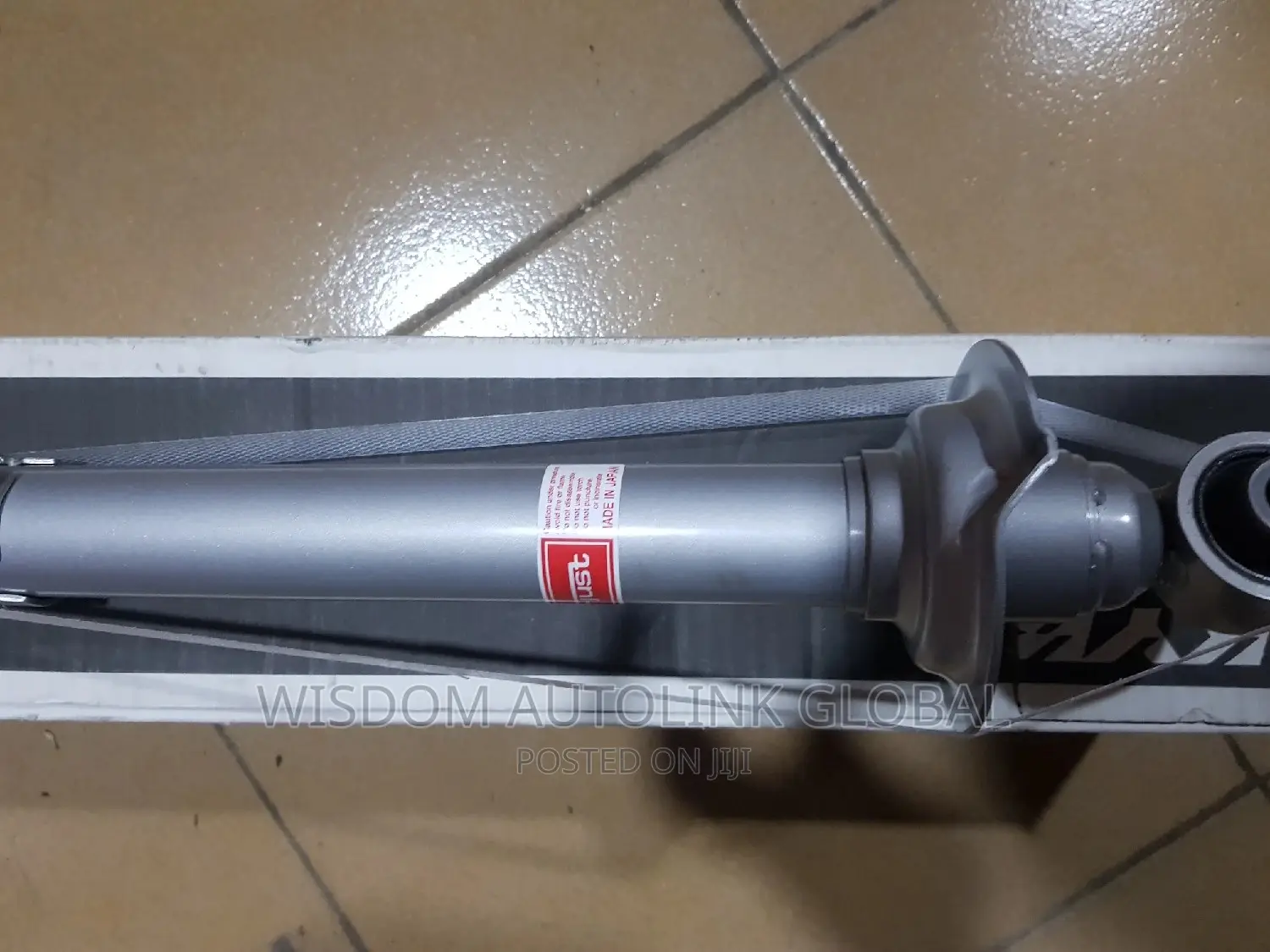 Rear KYB Shock Absorbers for Lexus IS 250 4×4or 2×4 Availab