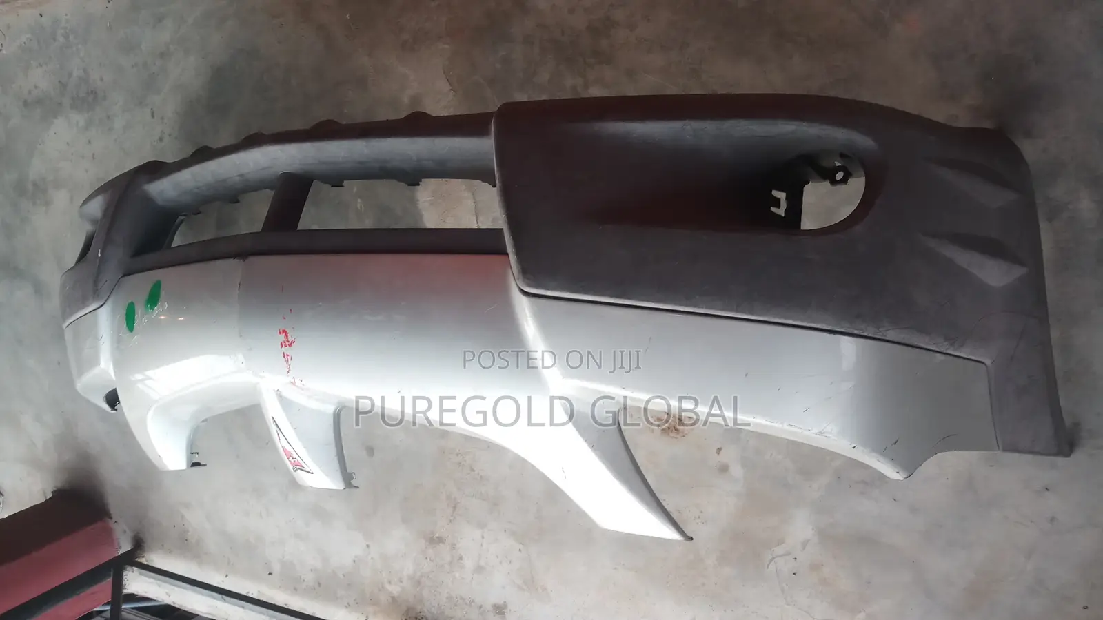 Front Bumper for Pontiac Vibe 2004 Model